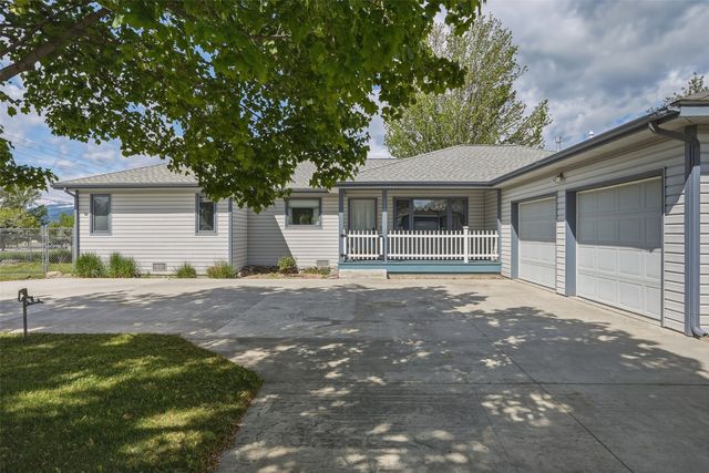 1105 College St, Stevensville, MT 59870