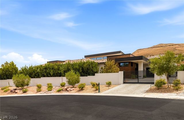 69 Olympia Canyon Way, Las Vegas, NV 89141