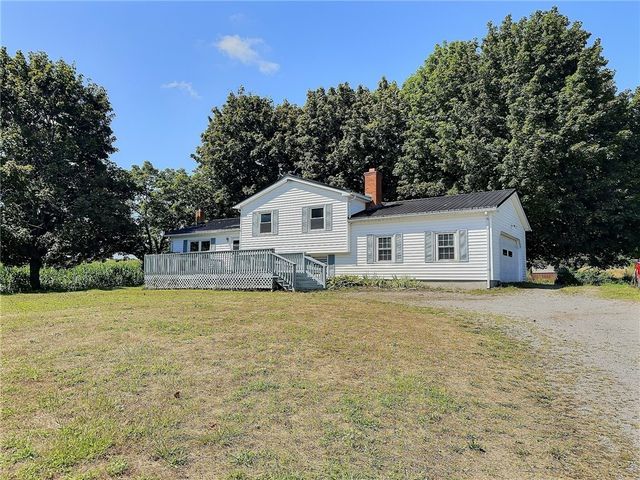 400 Peoria Rd, Pavilion, NY 14525