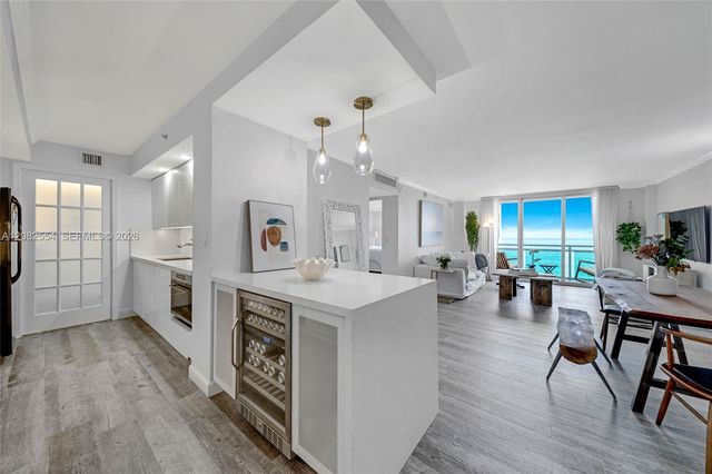 6917 Collins Ave #1409, Miami Beach, FL 33141