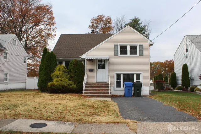 188 Bloomfield Ave, Iselin, NJ 08830