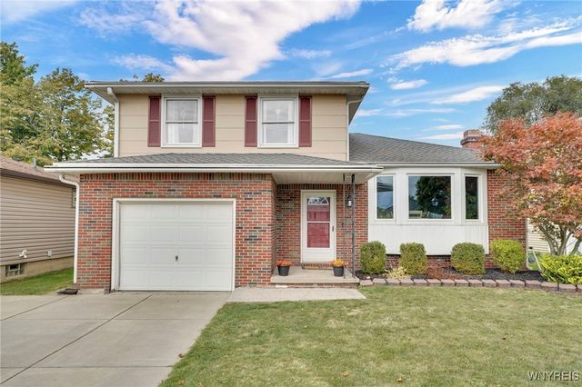 150 Castlewood Dr, Cheektowaga, NY 14227
