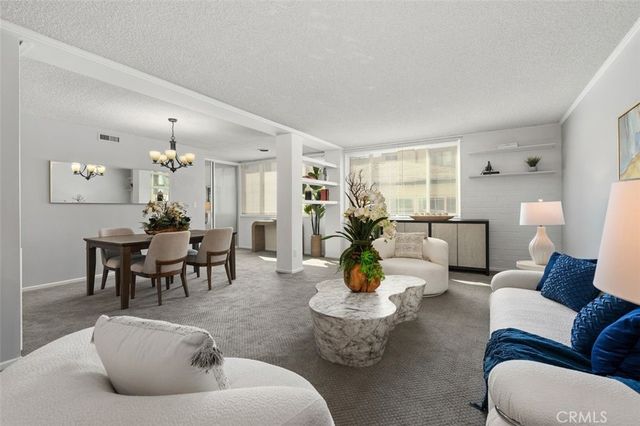 540 Kelton Ave #204, Los Angeles, CA 90024