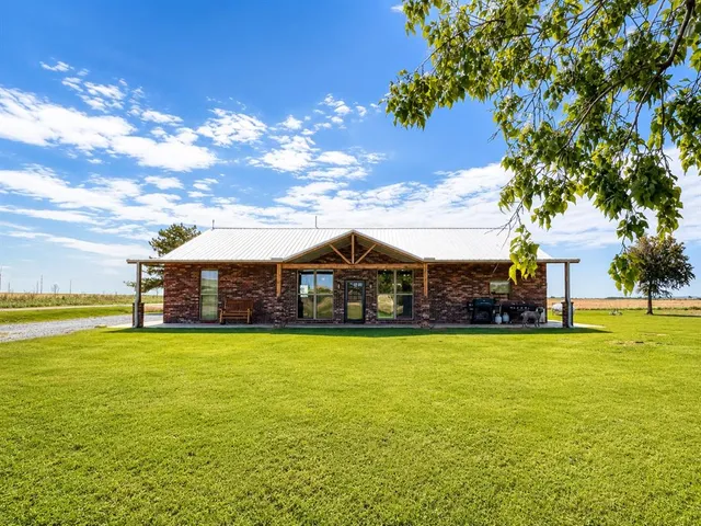 22526 E  1290th Rd, Rocky, OK 73661