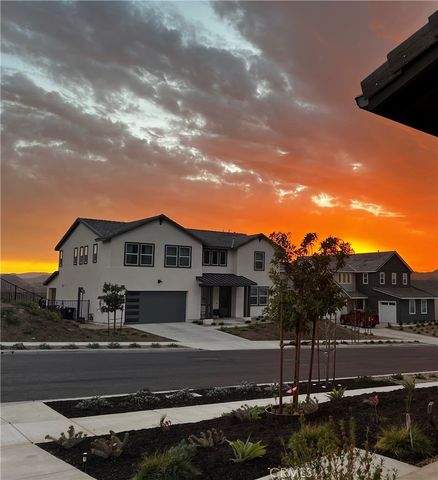 28619 Sunny Ridge Ter, Castaic, CA 91384