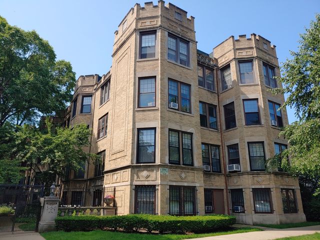 1225 W  Lunt Ave #3B, Chicago, IL 60626
