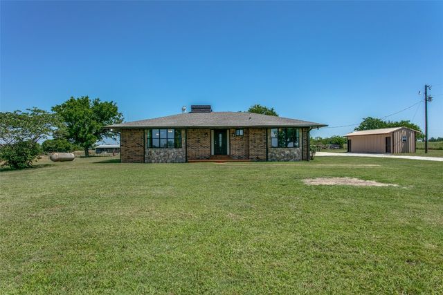 279 County Road 292, Collinsville, TX 76233