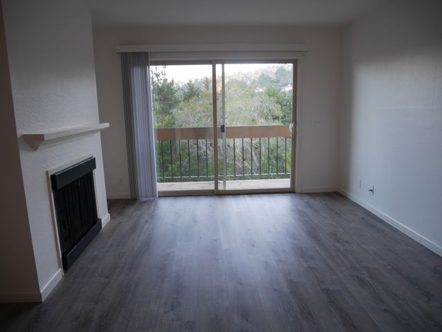4202 Golden Oaks Ln, Monterey, CA 93940