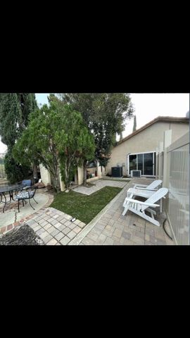12802 Woodley Ave, Granada Hills, CA 91344