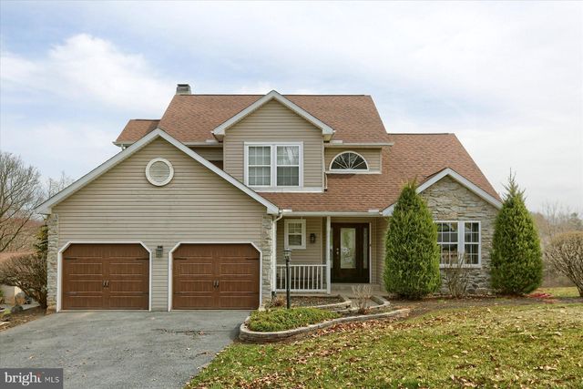 20 Turnberry Dr, Etters, PA 17319