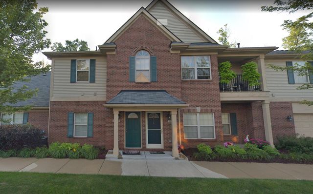 11752 Farmington Rd #31, Livonia, MI 48150