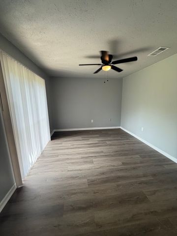 8262-64 Stern Ave, Baton Rouge, LA 70820