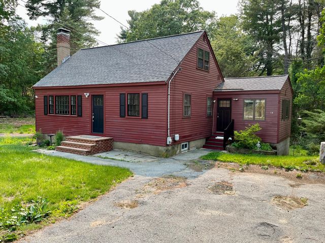 13 Rattlesnake Hill Rd, Andover, MA 01810