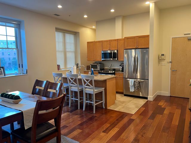 518-520 Harrison Ave #303, Boston, MA 02118