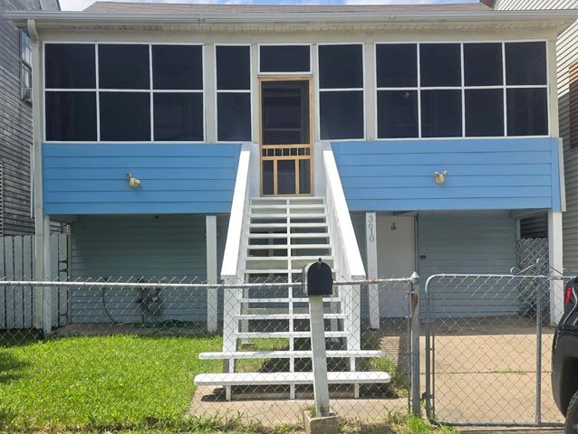 3610 Avenue K, Galveston, TX 77550