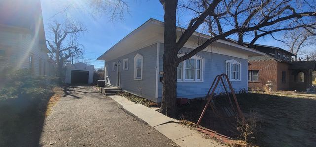 1204 5th Ave, Canyon, TX 79015