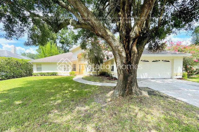 16709 Windsor Park Dr, Lutz, FL 33549