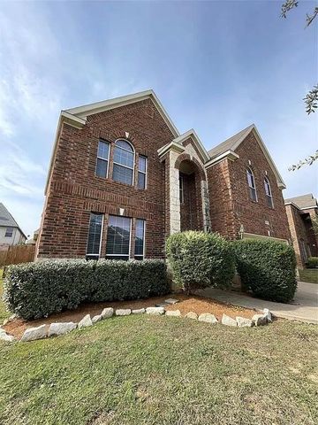 917 Sycamore St, Burleson, TX 76028