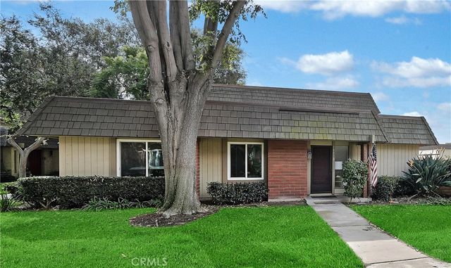 18078 Muir Woods Ct, Fountain Valley, CA 92708