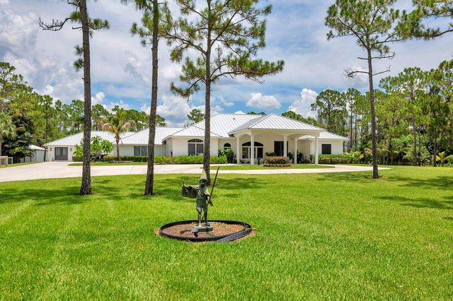 14819 Broken Arrow Place, Palm Beach Gardens, FL 33418