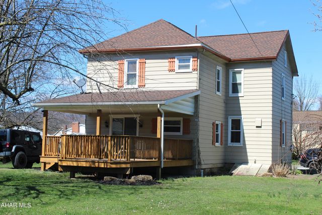 1025 4th Ave, Duncansville, PA 16635