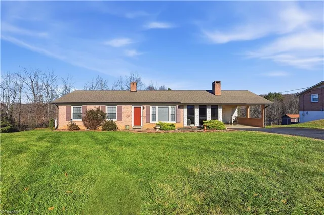 232 Sleepy Avenue West Rd, Wilkesboro, NC 28697