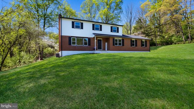 27 Whitetail Dr, Chadds Ford, PA 19317