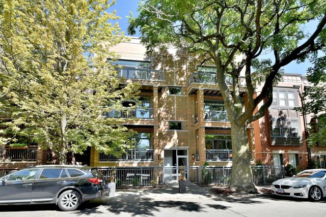 1418 W  Fillmore St #3W, Chicago, IL 60657
