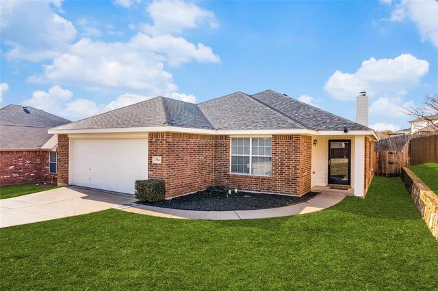 1704 Morrison Dr, Fort Worth, TX 76112