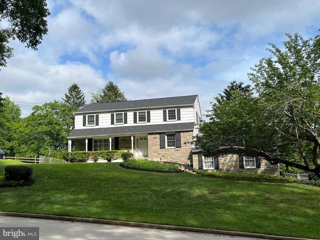 328 Caswallen Dr, West Chester, PA 19380