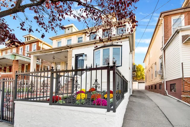 3232 Fenton Avenue, Bronx, NY 10469