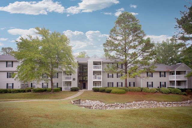 1 Brook Highland Ln, Birmingham, AL 35242