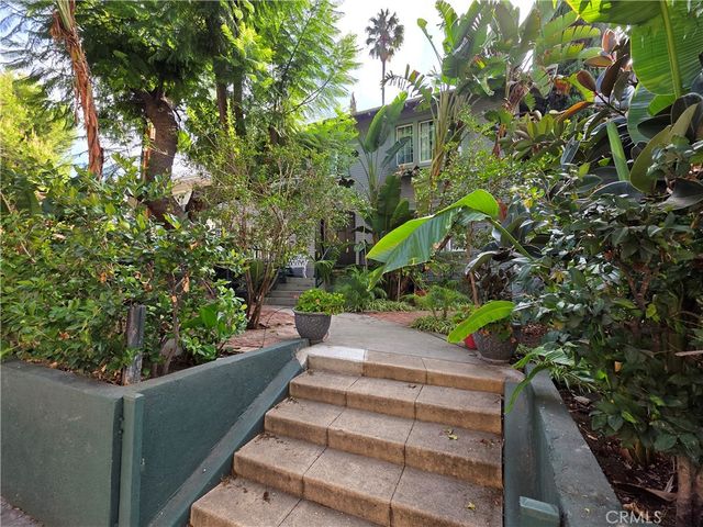 1900 Taft Ave, Los Angeles, CA 90068