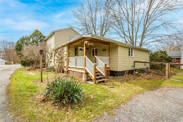 5635 E  Avon Lima Rd, Avon, NY 14414