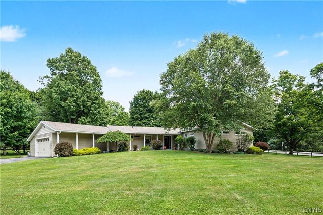 4566 Whetstone Rd, Manlius, NY 13104