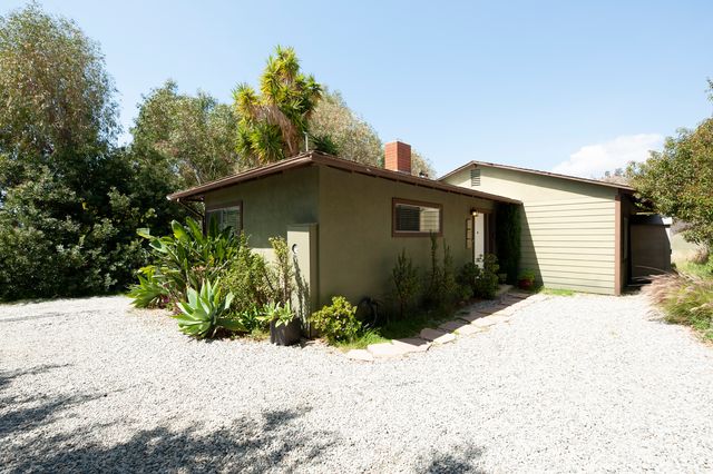 3511 Coast View Dr, Malibu, CA 90265