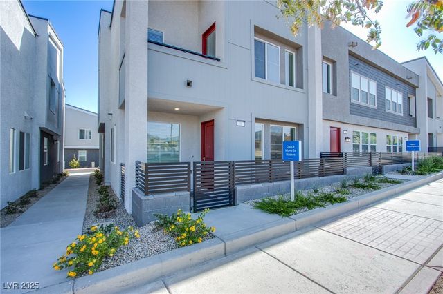 31 Newport Edge Pl, Henderson, NV 89015