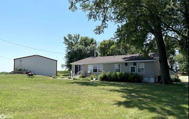 19295 500th St, Scarville, IA 50473