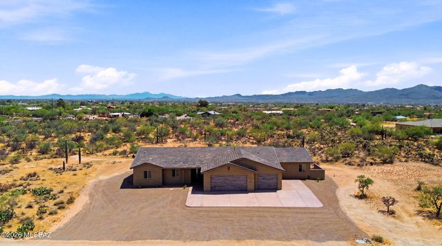 3855 W  Camino Del Norte, Tucson, AZ 85742