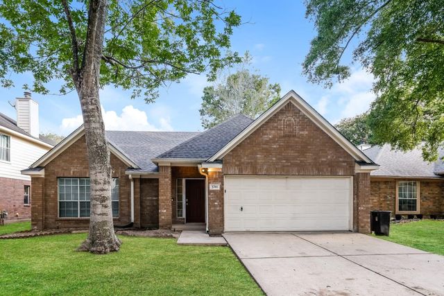 5741 Forest Timbers Dr, Humble, TX 77346