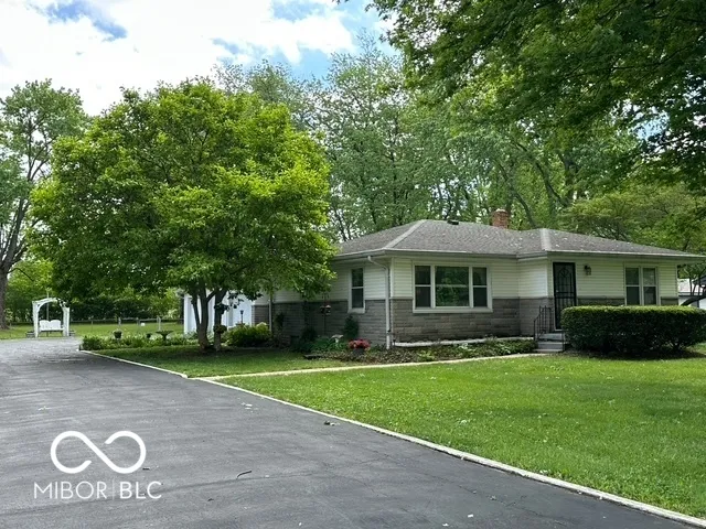 5701 Garden Dr, Indianapolis, IN 46217