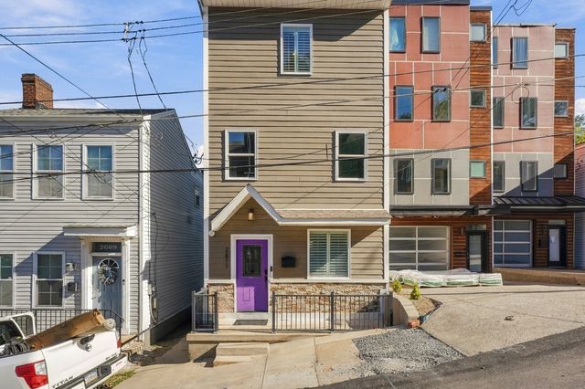 2611 Stella St, Pittsburgh, PA 15203