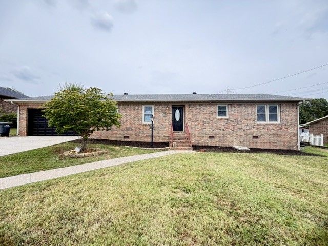 119 Mason Dr, Fayetteville, TN 37334