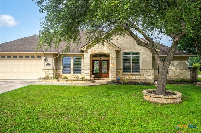 130 Rock Dove Ln, Mc Queeney, TX 78123