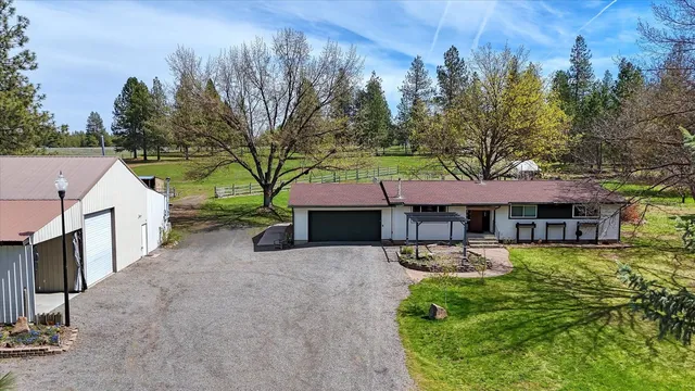 2717 S  Jays Rd, Medical Lake, WA 99022