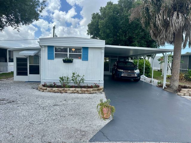2614 Fred Rd, Venice, FL 34292