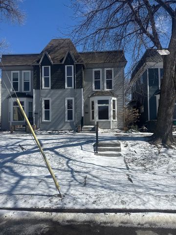 1315 S  32nd St, Omaha, NE 68105