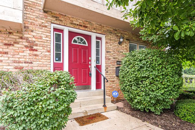 12857 Town And Four Dr, Saint Louis, MO 63141