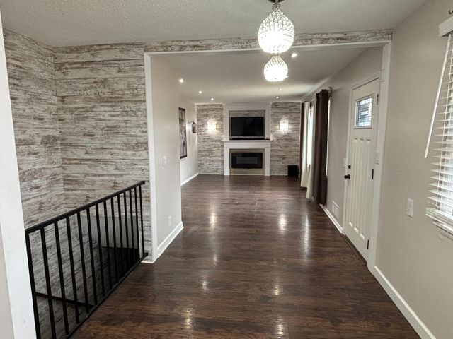 101 W  93rd St, Minneapolis, MN 55420