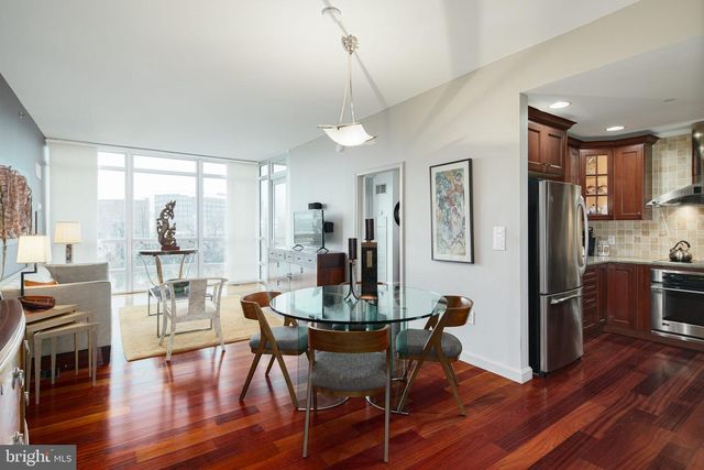 901 N  Penn St #P303, Philadelphia, PA 19123